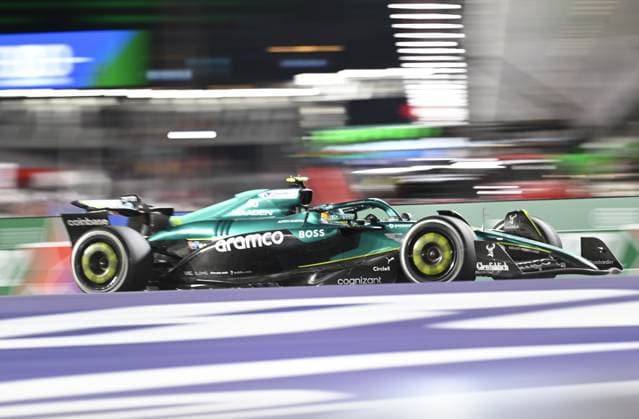 Formula 1 Grand Prix of Las Vegas 2025 - Race night LAS VEGAS, NEVADA - NOVEMBER 22: Fernando Alonso of Aston Martin Aramco F1 Team (14) competes the race for championship of F1 Grand Prix of Las Vegas at Las Vegas Strip Circuit on November 22, 2025 in Las Vegas, Nevada, United States. Tayfun Coskun Anadolu Nevada United States. Editorial use only. Please get in touch for any other usage.  Copyright: x2025xAnadoluxTayfunxCoskunx