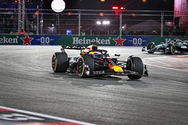 Max Verstappen (NED) - Oracle Red Bull Racing - Red Bull RB21 - Honda RBPT during the Sunday of the Formula 1 Heineken Las Vegas Grand Prix 2025 at Las Vegas Strip Circuit, ahead of Round 22 of 24 of the 2025 FIA Formula One World Championship, WM, Weltmeisterschaft (November 20-23, 2025). Formula 1 Heineken Las Vegas Grand Prix 2025