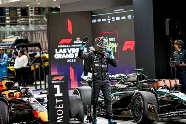 George Russell (GBR) - Mercedes-AMG PETRONAS F1 Team - Mercedes W16 - Mercedes E Performance during the Sunday of the Formula 1 Heineken Las Vegas Grand Prix 2025 at Las Vegas Strip Circuit, ahead of Round 22 of 24 of the 2025 FIA Formula One World Championship, WM, Weltmeisterschaft (November 20-23, 2025). Formula 1 Heineken Las Vegas Grand Prix 2025