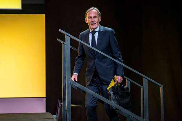 23 11 25, General Meeting of Borussia Dortmund in the Westfalenhallen Dortmund Managing Director Hans Joachim Watzke takes the stage Copyright: xInderlied Kirchner-Mediax