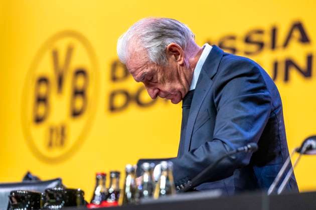 23 11 25, General Meeting of Borussia Dortmund at the Westfalenhallen Dortmund President Dr. Reinhold Lunow takes the stage Copyright: xInderlied Kirchner-Mediax