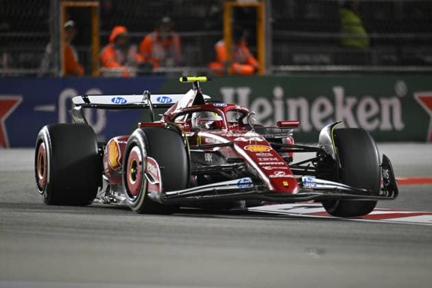 Formula 1 Grand Prix of Las Vegas 2025 - Race night LAS VEGAS, NEVADA - NOVEMBER 22: Lewis Hamilton of Scuderia Ferrari (44) competes the race for championship of F1 Grand Prix of Las Vegas at Las Vegas Strip Circuit on November 22, 2025 in Las Vegas, Nevada, United States. Tayfun Coskun Anadolu Las Vegas United States. Editorial use only. Please get in touch for any other usage.  Copyright: x2025xAnadoluxTayfunxCoskunx