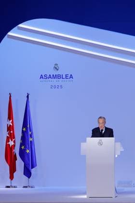 November 23, 2025, Valdebebas, Madrid, Spain: Florentino Perez, President of Real Madrid, attends during the Ordinary General Assembly of Representative Members of Real Madrid C.F. at Ciudad Deportiva Real Madrid on November 23, 2025, in Valdebebas, Madrid, Spain. Valdebebas Spain - ZUMAa181 20251123_zaa_a181_002 Copyright: xDennisxAgyemanx