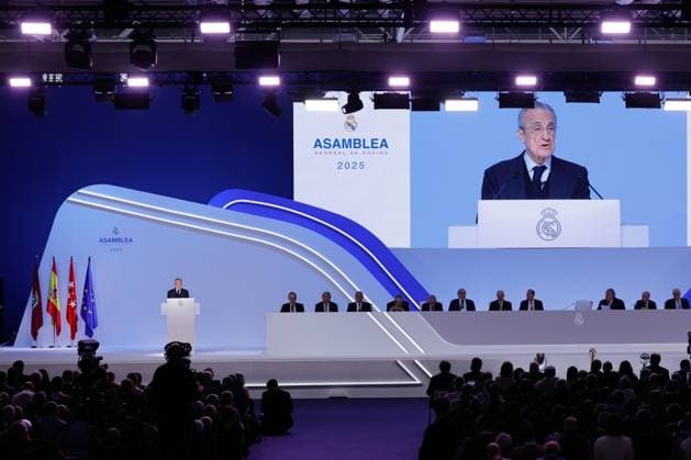 November 23, 2025, Valdebebas, Madrid, Spain: Florentino Perez, President of Real Madrid, attends during the Ordinary General Assembly of Representative Members of Real Madrid C.F. at Ciudad Deportiva Real Madrid on November 23, 2025, in Valdebebas, Madrid, Spain. Valdebebas Spain - ZUMAa181 20251123_zaa_a181_004 Copyright: xDennisxAgyemanx