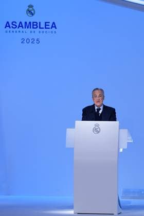 November 23, 2025, Valdebebas, Madrid, Spain: Florentino Perez, President of Real Madrid, attends during the Ordinary General Assembly of Representative Members of Real Madrid C.F. at Ciudad Deportiva Real Madrid on November 23, 2025, in Valdebebas, Madrid, Spain. Valdebebas Spain - ZUMAa181 20251123_zaa_a181_005 Copyright: xDennisxAgyemanx