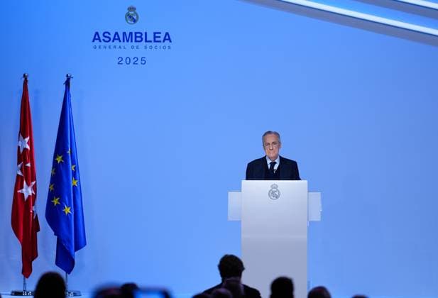 November 23, 2025, Valdebebas, Madrid, Spain: Florentino Perez, President of Real Madrid, attends during the Ordinary General Assembly of Representative Members of Real Madrid C.F. at Ciudad Deportiva Real Madrid on November 23, 2025, in Valdebebas, Madrid, Spain. Valdebebas Spain - ZUMAa181 20251123_zaa_a181_013 Copyright: xDennisxAgyemanx