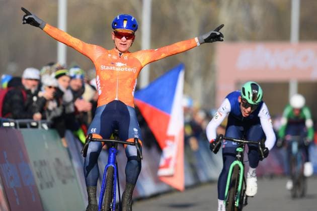 Dutch David Haverdings celebrates as he crosses the finish line to win the men U23 race at the World Cup cyclocross cycling event in Tabor, Czech Republic, stage 1 (out of 12) of the UCI World Cup cyclocross competition, Sunday 23 November 2025. DAVIDxPINTENS  x143612470x