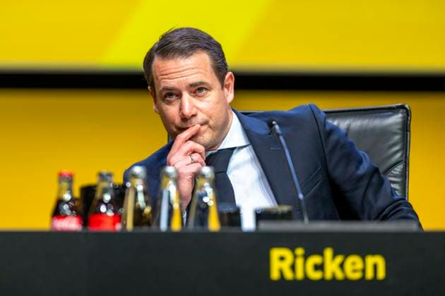 23 11 25, General Meeting of Borussia Dortmund in the Westfalenhallen Dortmund Managing Director Lars Ricken has taken his seat Copyright: xInderlied Kirchner-Mediax