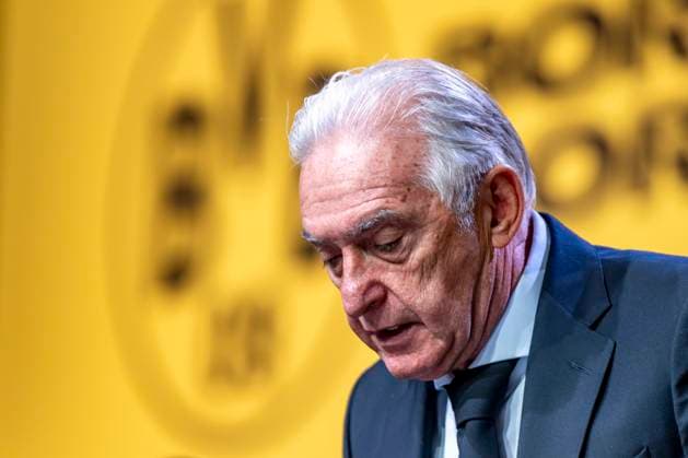 23 11 25, General Meeting of Borussia Dortmund in the Westfalenhallen Dortmund President Dr. Reinhold Lunow reacts Copyright: xInderlied Kirchner-Mediax