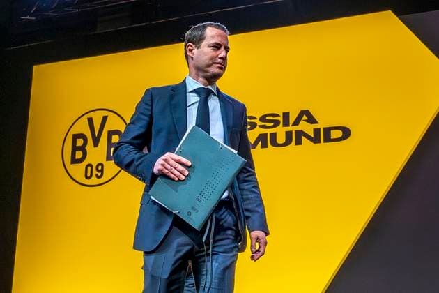 23 11 25, General Meeting of Borussia Dortmund at the Westfalenhallen Dortmund Managing Director Lars Ricken takes the stage Copyright: xInderlied Kirchner-Mediax