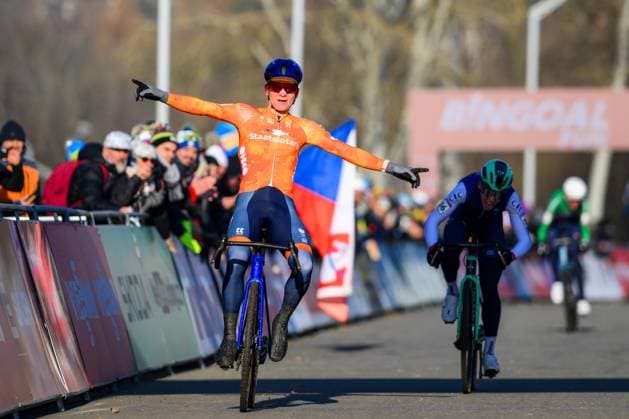 Dutch David Haverdings celebrates as he crosses the finish line to win the men U23 race at the World Cup cyclocross cycling event in Tabor, Czech Republic, stage 1 (out of 12) of the UCI World Cup cyclocross competition, Sunday 23 November 2025. DAVIDxPINTENS  x143618991x