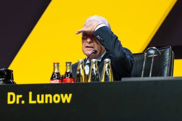 23 11 2025, Football, Season 2025 2026, 1 Bundesliga, General Meeting Borussia Dortmund, President Dr Reinhold Lunow Borussia Dortmund looks out, Dortmund Messe Wetsfalenhalle NRW Germany xRHR PHOTO DEx Copyright: DennisxEwert RHR-FOTOx RHR-FOTO DE