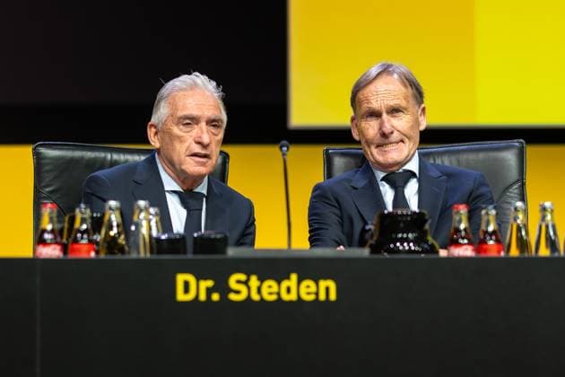 23 11 2025, Football, Season 2025 2026, 1 Bundesliga, General Meeting Borussia Dortmund, from l President Dr Reinhold Lunow Borussia Dortmund , Chairman of the Management Hans Joachim Watzke Borussia Dortmund , Dortmund Messe Wetsfalenhalle NRW Germany xRHR PHOTO DEx Copyright: DennisxEwert RHR-FOTOx RHR-FOTO DE