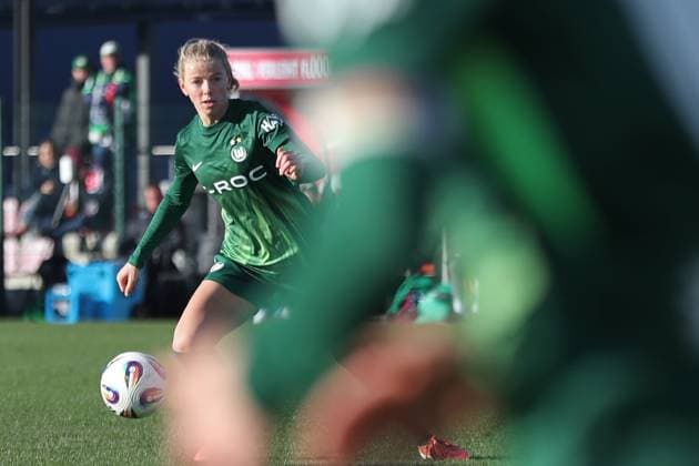 Google Pixel Frauen Bundesliga, RB Leipzig VfL Wolfsburg 23 11 2025 Justine Kielland 18, VfL Wolfsburg Fußball, Google Pixel Frauen Bundesliga, Saison 2025 2026, 11 Spieltag RB Leipzig vs VfL Wolfsburg am 23 11 2025, Trainingszentrum Cottaweg, Leipzig DFB REGULATIONS PROHIBIT ANY USE OF PHOTOGRAPHS AS IMAGE SEQUENCES AND OR QUASI VIDEO Copyright: xBEAUTIFULxSPORTS JanxKaeferx