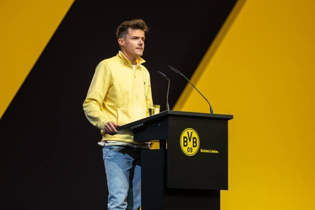 23 11 2025, Football, Season 2025 2026, 1 Bundesliga, General Meeting Borussia Dortmund, Head of BVB Fan and Sponsorship Department Tobias Westerfellhaus, Dortmund Messe Wetsfalenhalle NRW Germany xRHR PHOTO DEx Copyright: DennisxEwert RHR-FOTOx RHR-FOTO DE