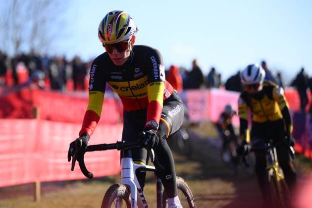 Belgian Marion Norbert Riberolle pictured in action during the women elite race at the World Cup cyclocross cycling event in Tabor, Czech Republic, stage 1 (out of 12) of the UCI World Cup cyclocross competition, Sunday 23 November 2025. DAVIDxPINTENS  x143628669x