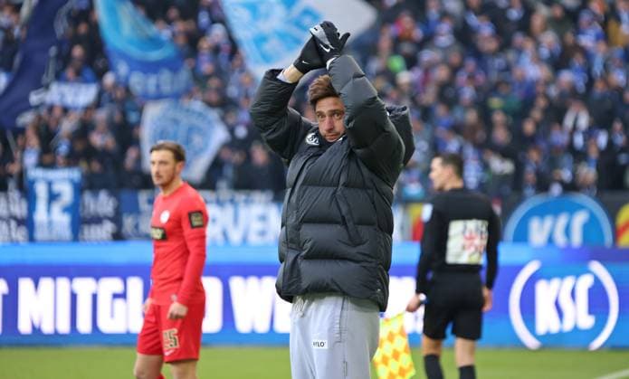 23 11 2025, Football, Men, 2 Bundesliga, Season 2025 2026, Karlsruher SC SV 07 Elversberg, Coach Vincent Wagner SV 07 Elversberg Karlsruhe BBBank Wildpark Baden Württemberg Germany DEU Copyright: xFabianxKleerx