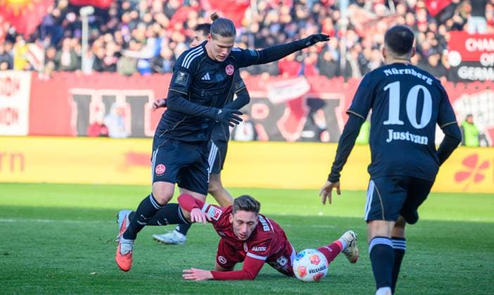 23 11 2025 Soccer Season 2025 2026 2 Soccer Bundesliga 13 Matchday 1 FC Nürnberg FCN Club DSC Arminia Bielefeld Sportfoto Zink xwoxzix DFL regulations prohibit any use of photographs as image sequences and or quasi video only for editorial use Artem Stepanov 11, 1 FC Nürnberg FCN Marius Wörl 38, Arminia Bielefeld