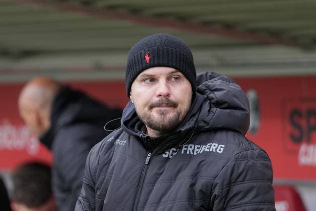 Kushtrim Lushtaku SGV Freiberg, Coach , Germany, Football, Regionalliga Südwest, Matchday 18, 2025 2026, SC Freiburg II vs SGV Freiberg, 23 11 2025, Dreisamstadion, Freiburg, Germany DFB REGULATIONS PROHIBIT ANY USE OF PHOTOGRAPHS AS IMAGE SEQUENCES AND OR QUASI VIDEO Freiburg Dreisamstadion Baden Wuerttemberg Germany Copyright: xArnexAmbergx