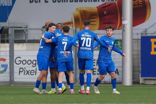 Meghon Valpoort SGV Freiberg, 77 hits, goal celebration, emotions, goal shot, finish, goal success, goal , Germany, Football, Regionalliga Südwest, 18 Matchday, 2025 2026, SC Freiburg II vs SGV Freiberg, 23 11 2025, Dreisamstadion, Freiburg, Germany DFB REGULATIONS PROHIBIT ANY USE OF PHOTOGRAPHS AS IMAGE SEQUENCES AND OR QUASI VIDEO Freiburg Dreisamstadion Baden Wuerttemberg Germany Copyright: xArnexAmbergx