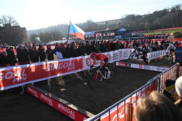 Riders pictured in action during the men elite race at the World Cup cyclocross cycling event in Tabor, Czech Republic, stage 1 (out of 12) of the UCI World Cup cyclocross competition, Sunday 23 November 2025. DAVIDxPINTENS  x143641208x