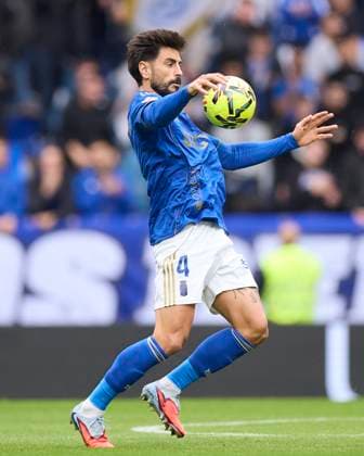 Real Oviedo v Rayo Vallecano - LaLiga EA Sports David Costas of Real Oviedo in action during the LaLiga EA Sports match between Real Oviedo and Rayo Vallecano at Carlos Tartiere on November 23, 2025, in Oviedo, Spain. Oviedo Carlos Tartiere Asturias Spain RL_ROVvRAYV_000039 Copyright: xRicardoxLarreinax