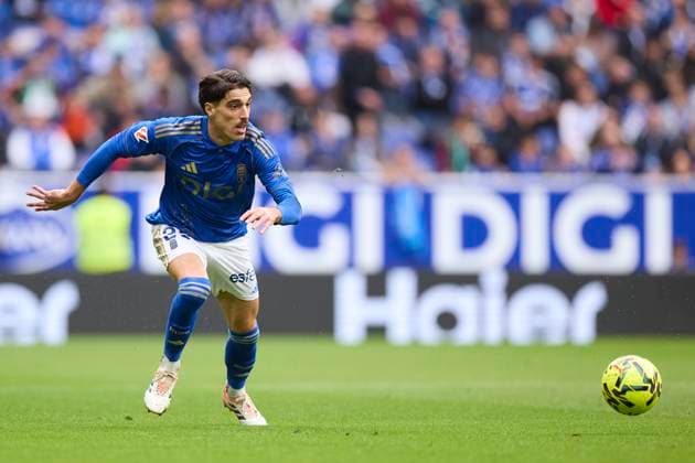 Real Oviedo v Rayo Vallecano - LaLiga EA Sports Nacho Vidal of Real Oviedo in action during the LaLiga EA Sports match between Real Oviedo and Rayo Vallecano at Carlos Tartiere on November 23, 2025, in Oviedo, Spain. Oviedo Carlos Tartiere Asturias Spain RL_ROVvRAYV_000040 Copyright: xRicardoxLarreinax