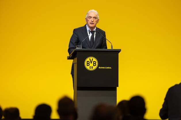 23 11 2025, Football, Season 2025 2026, 1 Bundesliga, General Meeting Borussia Dortmund, President Dr Reinhold Lunow Borussia Dortmund with his last speech, Dortmund Messe Wetsfalenhalle NRW Germany xRHR PHOTO DEx Copyright: DennisxEwert RHR-FOTOx RHR-FOTO DE