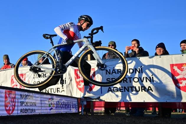Michael Boros from Czechia competes in the UCI Cyclo-cross World Cup race, category Elite Men, in Tabor, Czech Republic, on November 23, 2025. (CTKxPhoto VaclavxPancer) CTKPhotoP2025112303732  CTKPhotoP2025112303732
