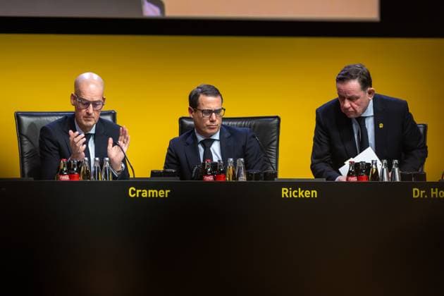 23 11 2025, Football, Season 2025 2026, 1 Bundesliga, General Meeting Borussia Dortmund, President Dr Reinhold Lunow Borussia Dortmund with his last speech, Dortmund Messe Wetsfalenhalle NRW Germany xRHR PHOTO DEx Copyright: DennisxEwert RHR-FOTOx RHR-FOTO DE