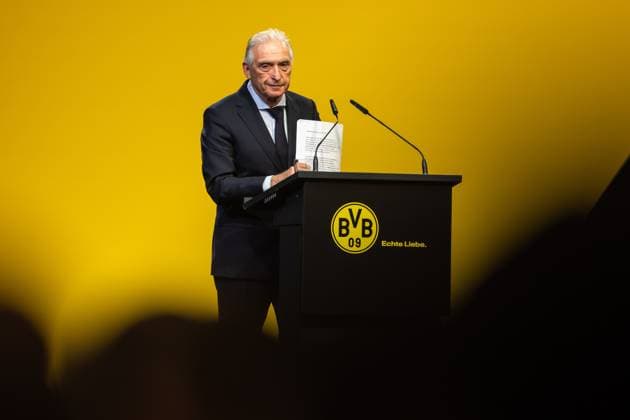 23 11 2025, Football, Season 2025 2026, 1 Bundesliga, General Meeting Borussia Dortmund, President Dr Reinhold Lunow Borussia Dortmund with his last speech, Dortmund Messe Wetsfalenhalle NRW Germany xRHR PHOTO DEx Copyright: DennisxEwert RHR-FOTOx RHR-FOTO DE