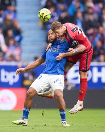 Real Oviedo v Rayo Vallecano - LaLiga EA Sports Salomon Rondon of Real Oviedo competes for the ball with Florian Lejeune of Rayo Vallecano during the LaLiga EA Sports match between Real Oviedo and Rayo Vallecano at Carlos Tartiere on November 23, 2025, in Oviedo, Spain. Oviedo Carlos Tartiere Asturias Spain RL_ROVvRAYV_000100 Copyright: xRicardoxLarreinax
