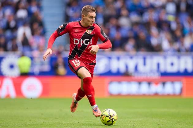 Real Oviedo v Rayo Vallecano - LaLiga EA Sports Jorge de Frutos of Rayo Vallecano in action during the LaLiga EA Sports match between Real Oviedo and Rayo Vallecano at Carlos Tartiere on November 23, 2025, in Oviedo, Spain. Oviedo Carlos Tartiere Asturias Spain RL_ROVvRAYV_000124 Copyright: xRicardoxLarreinax