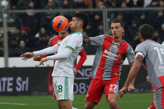 Matias Soule Roma s during the Serie A soccer match between Cremonese and Roma at the Giovanni Zini Stadium in Cremona Italy - Sunday, 25 november 2025. - Soccer .  Copyright: xAlbertoxMariani LaPressex