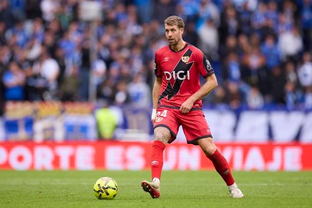 Real Oviedo v Rayo Vallecano - LaLiga EA Sports Florian Lejeune of Rayo Vallecano in action during the LaLiga EA Sports match between Real Oviedo and Rayo Vallecano at Carlos Tartiere on November 23, 2025, in Oviedo, Spain. Oviedo Carlos Tartiere Asturias Spain RL_ROVvRAYV_000151 Copyright: xRicardoxLarreinax