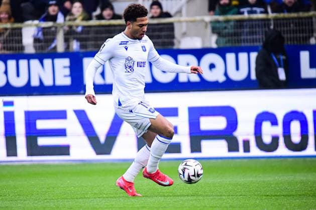 FOOTBALL : AJ Auxerre vs OL - Ligue 1 McDonalds - JournÃ e 13 - 23 11 2025 Danny Namaso (AJ Auxerre) AuxerreFrance  Copyright: xBaptistexAutissierx