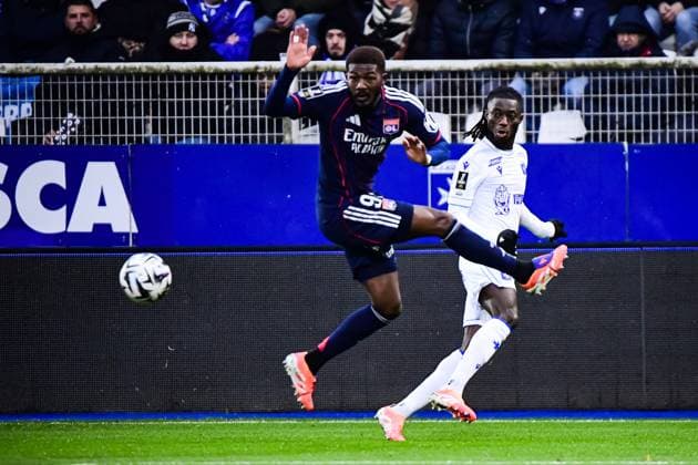 FOOTBALL : AJ Auxerre vs OL - Ligue 1 McDonalds - JournÃ e 13 - 23 11 2025 Gideon Mensah (AJ Auxerre) AuxerreFrance  Copyright: xBaptistexAutissierx