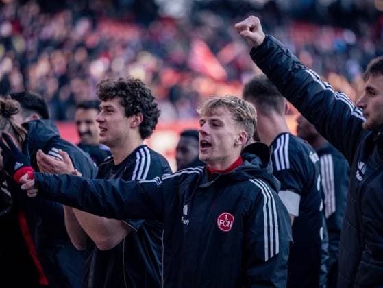 Germany Soccer, 2 Bundesliga 2025 26, 13 Matchday 1 FC Nuremberg vs Arminia Bielefeld Max Morlock Stadium Nuremberg Cheering after the match Tim Janisch 1 FC Nuremberg, 32 Copyright: xChristopherxRupprechtx