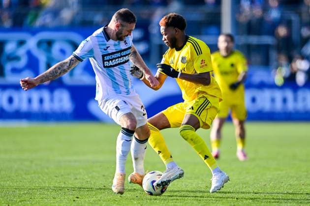 v li Patrick Hobsch TSV 1860, 34 Rodney Elongo Yombo Saarbruecken, 17 in duel, duel, tackle, dynamics, action, action, 23 11 2025, Munich Germany , Football, 3 Liga, TSV 1860 München 1 FC Saarbrücken, DFB DFL REGULATIONS PROHIBIT ANY USE OF PHOTOGRAPHS AS IMAGE SEQUENCES AND OR QUASI VIDEO xslx