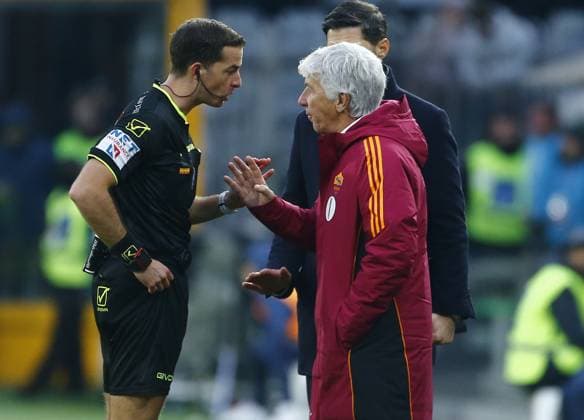 Roma espulsione. Gian Piero Gasperini during the Serie A soccer match between Cremonese and Roma at the Giovanni Zini in Cremona, north west Italy - Domenica, 23 Novembre 2025. - Soccer .  Copyright: xAlbertoxMariani LaPressex