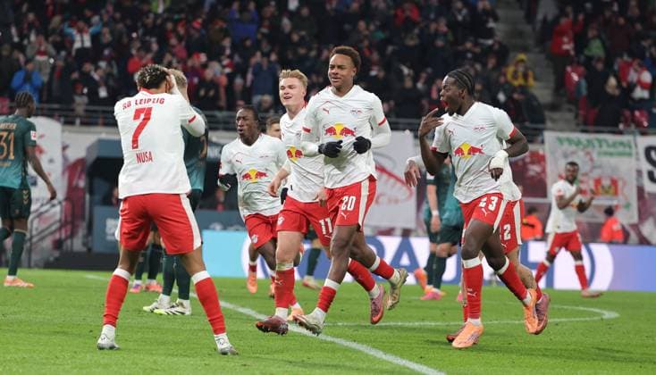 Assan Ouedraogo Nr 20 cheers after 1 0 joy emotion jubilation Sport Football Soccer DFL Bundesliga Men 11 Matchday Season 2025 2026 23 11 2025 RasenBallsport RB Leipzig RBL vs SV Werder Bremen SVW at RedBull Arena DFL regulations prohibit any use of photographs as image sequences and or quasi video