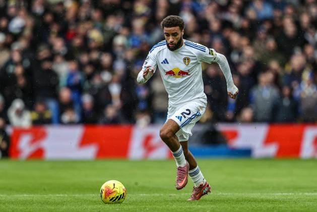 Premier League Leeds United v Aston Villa Jayden Bogle of Leeds United during the Premier League match Leeds United vs Aston Villa at Elland Road, Leeds, United Kingdom, 23rd November 2025 (Photo by Alfie Cosgrove News Images) Leeds Elland Road West Yorkshire United Kingdom Copyright: xAlfiexCosgrove NewsxImagesx