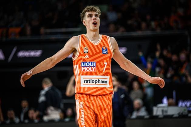 Neu Ulm, Germany, 23 11 25 Tobias Jensen ratiopharm ulm gestures, gestures during the Basketball Bundesliga match between ratiopharm ulm vs FC Bayern Basketball at ratiopharm Arena on November 23, 2025 in Neu Ulm, Germany Photo by Harry Langer DeFodi Images ratiopharm Arena, Germany, 23 11 25 Tobias Jensen ratiopharm ulm gestures during the Basketball Bundesliga match between ratiopharm ulm vs FC Bayern Basketball at Neu Ulm on November 23, 2025 in ratiopharm Arena, Germany Photo by Harry Langer DeFodi Images Photo by Harry Langer DeFodi Images