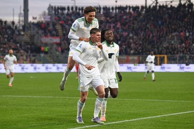 FERGUSON Evan (As Roma) celebrating his goal during US Cremonese vs AS Roma, Italian soccer Serie A match in Cremona, Italy, November 23 2025  Copyright: xGianlucaxRicci IPAxSportx xipa-agency.netx xx IPA_68299461 IPA_Agency_IPA68299461
