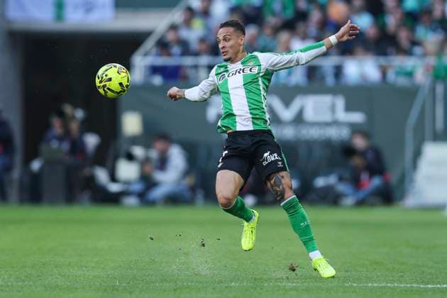 ESP: Real Betis - Girona FC. La Liga EA Sports. Date 13 Antony Dos Santos of Real Betis during the La Liga EA Sports match between Real Betis and Girona FC played at La Cartuja Stadium on November 23, 2025 in Sevilla, Spain. kpng Copyright: xAntonioxPozox xPRESSINx AP_251123_BET_GIR_008
