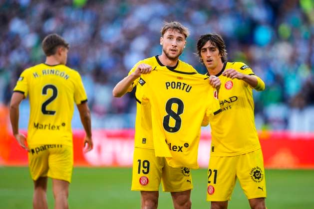 November 23, 2025, Sevilla, Sevilla, SPAIN: Vladyslav Vanat of Girona FC celebrates a goal during the Spanish league, LaLiga EA Sports, football match played between Real Betis and Girona FC at La Cartuja stadium on November 23, 2025, in Sevilla, Spain. Sevilla SPAIN - ZUMAa181 20251123_zaa_a181_106 Copyright: xJoaquinxCorcherox
