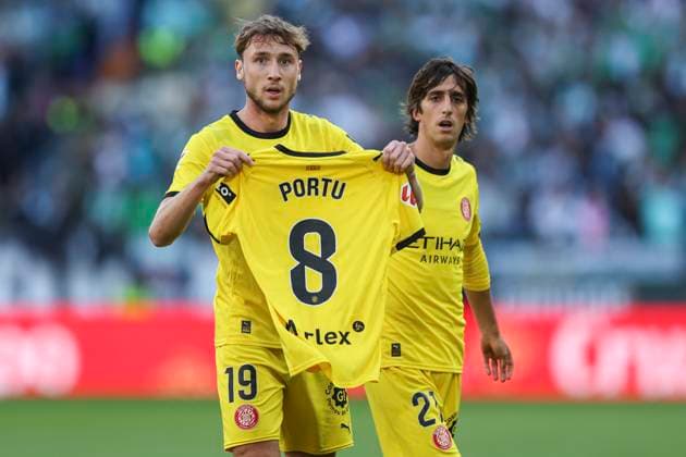 ESP: Real Betis - Girona FC. La Liga EA Sports. Date 13 Vladyslav Vanat of Girona FC during the La Liga EA Sports match between Real Betis and Girona FC played at La Cartuja Stadium on November 23, 2025 in Sevilla, Spain. kpng Copyright: xAntonioxPozox xPRESSINx AP_251123_BET_GIR_017