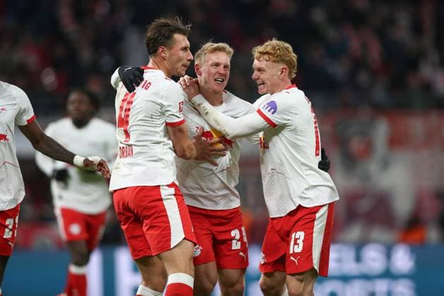 23 11 2025, xtgx, Soccer 1 Bundesliga RB Leipzig SV Werder Bremen emspor, v l jubilation after the 2 0 by Xaver Schlager Leipzig, 24 DFL DFB REGULATIONS PROHIBIT ANY USE OF PHOTOGRAPHS as IMAGE SEQUENCES and or QUASI VIDEO Leipzig