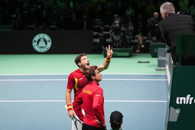 Pablo Carreno Busta protests during Davis Cup Finals 2025 finals match between Matteo Berrettini (Italy) and Pablo Carreno Busta (Spain) at Bologna Fiere, Bologna, Italy - November 23, 2025. - Tennis.  Copyright: xMassimoxPaolone LaPressex