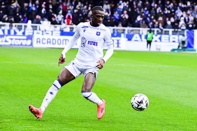 FOOTBALL : AJ Auxerre vs OL - Ligue 1 McDonalds - JournÃ e 13 - 23 11 2025 Lamine Sy (AJ Auxerre) AuxerreFrance  Copyright: xBaptistexAutissierx
